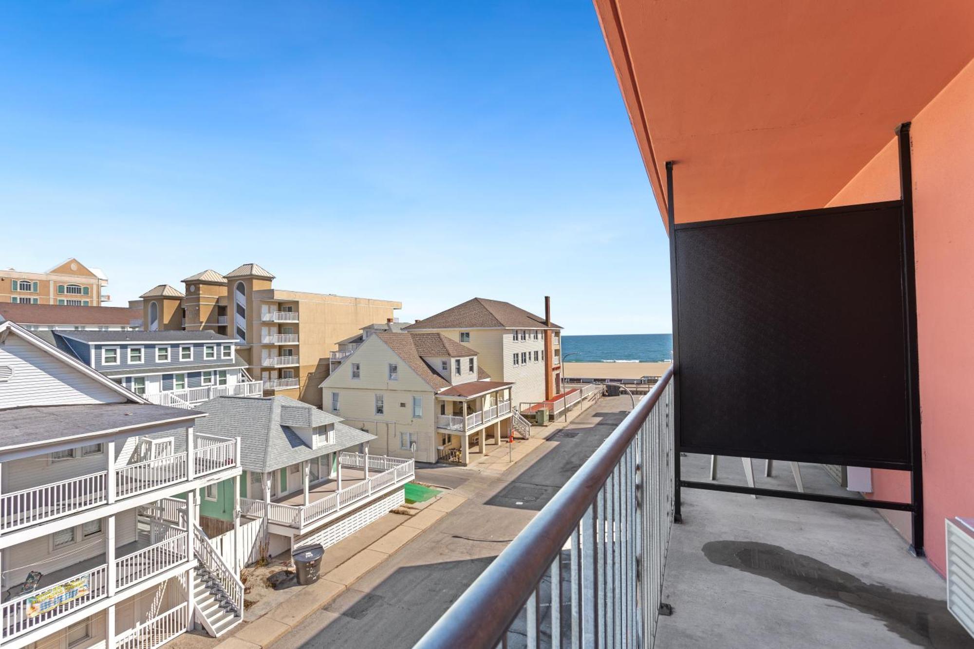Americana Motor Inn On Boardwalk Ocean Stadt Exterior foto